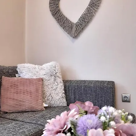 Apartment Alom