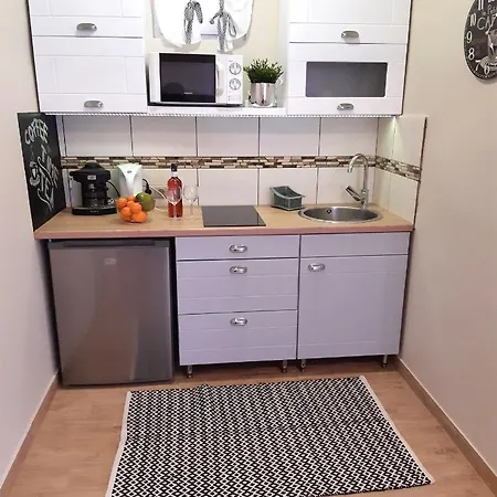 Alom Apartment Mezokovesd